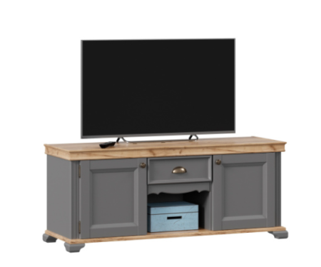 Амели Тумба под ТВ