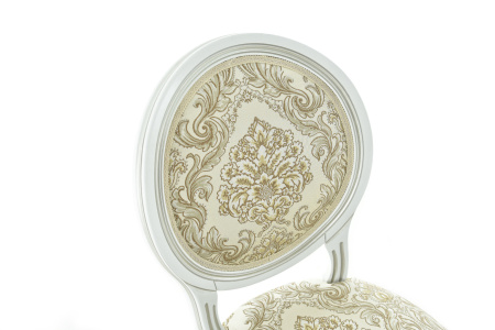 Стул из массива Медальон с мягкой спинкой и сиденьем  