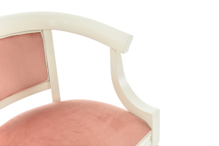  стул с подлокотниками из массива Васко с мягкой спинкой и сиденьем 