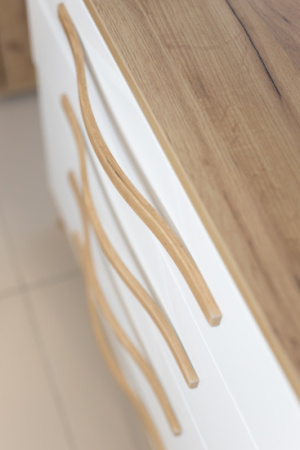 Марта-2 Комод (Дуб золотой/Белый глянец) Марта-2 Комод (Дуб золотой/Белый глянец)