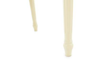 Стул из массива Медальон с подлокотниками с мягкой спинкой и сиденьем 