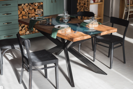 Стол Гудзон с фигурным м