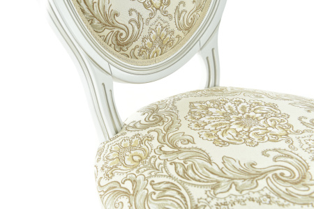 Стул из массива Медальон с мягкой спинкой и сиденьем  